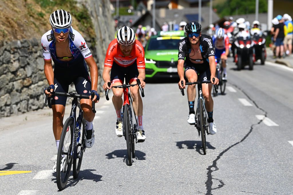 MOOSALP SWITZERLAND JUNE 17 Quinn Simmons of United States and Team Trek Segafredo Red Mountain Jersey Nico Denz of Germany and Team DSM and Fausto Masnada of Italy and Team QuickStep Alpha Vinyl compete in the breakaway during the 85th Tour de Suisse 2022 Stage 6 a 1775km stage from Locarno to Moosalp 2048m ourdesuisse2022 WorldTour on June 17 2022 in Moosalp Switzerland Photo by Tim de WaeleGetty Images