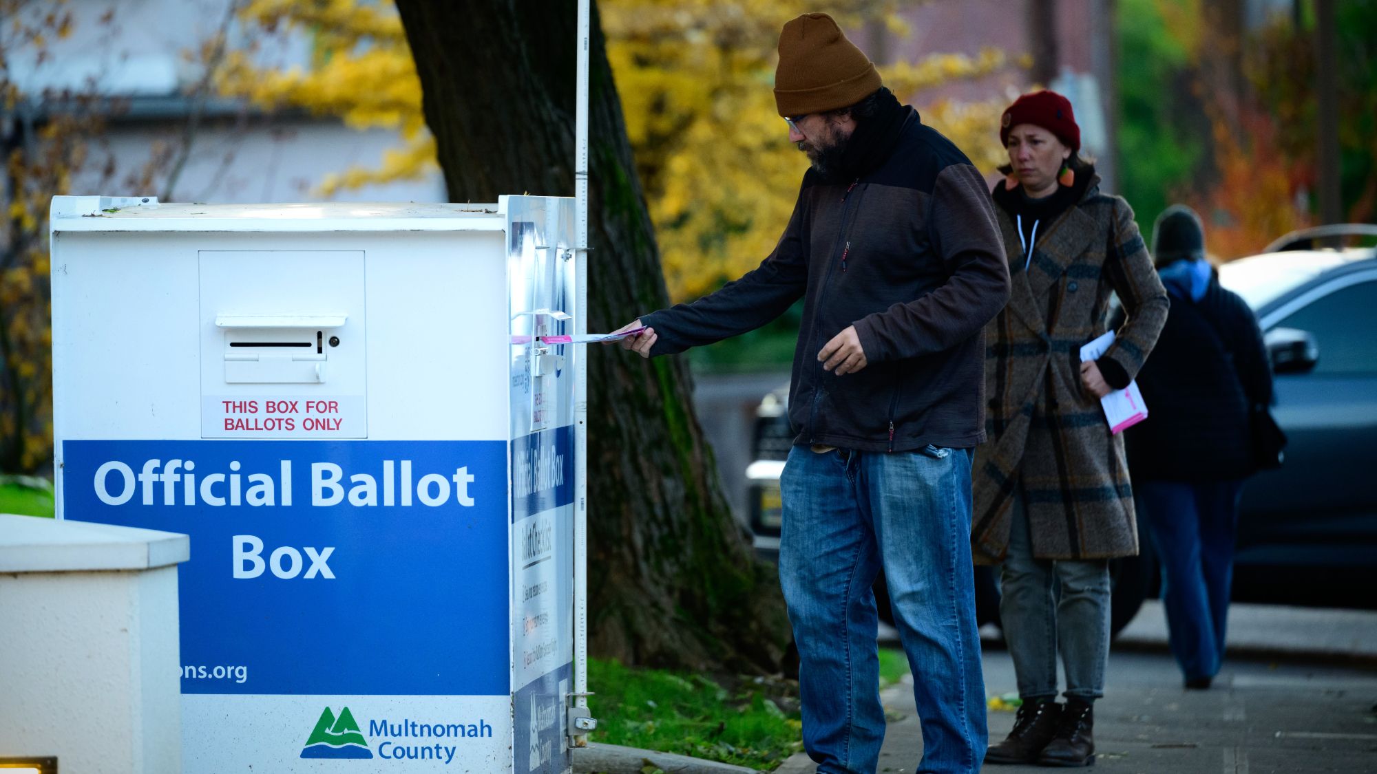 Judge tosses DOJ petition for Oregon voter data