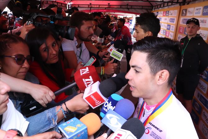 The podium finishers &ndash; Sergio Higuita, Egan Bernal and Dani Martinez &ndash; talk to the press after the men&rsquo;s road race at the Colombian National Championships