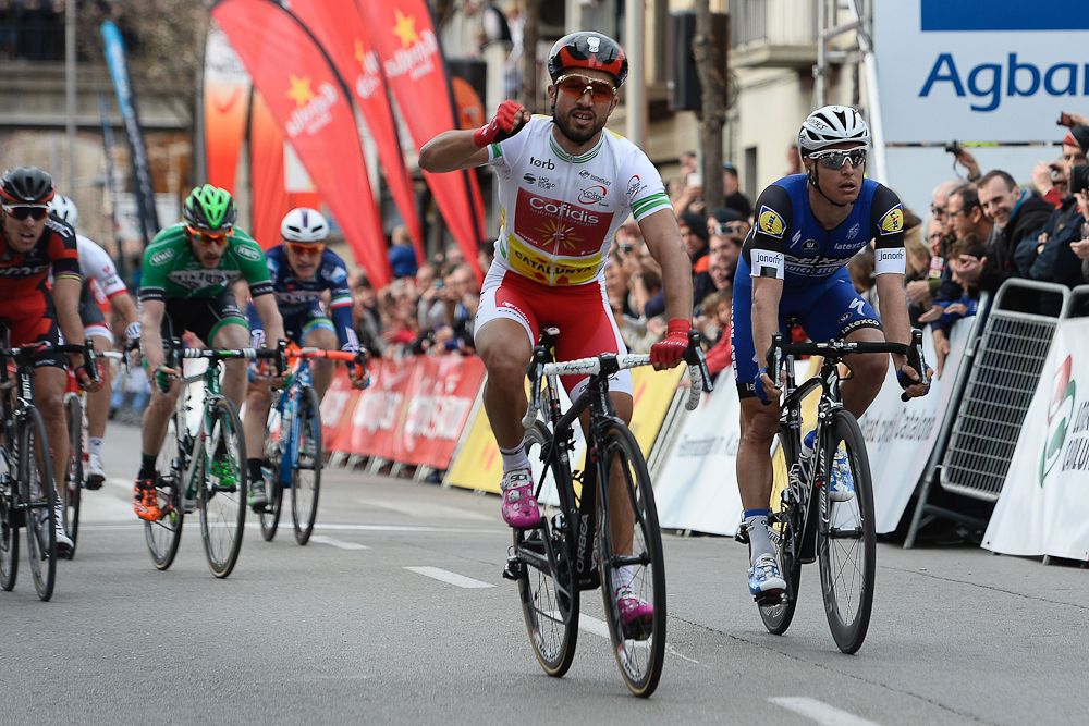 Nacer Bouhanni wins stage 2 at Volta a Catalunya
