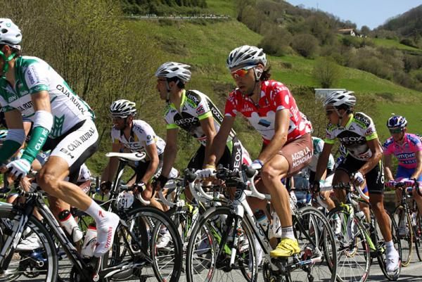 Mountains leader Mathieu Perget (AG2R La Mondiale) would surrender his jersey at the end of stage two.
