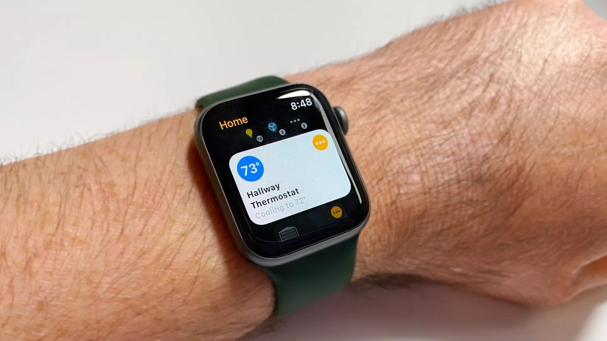 watchOS Home app displayed on an Apple Watch Series 4.