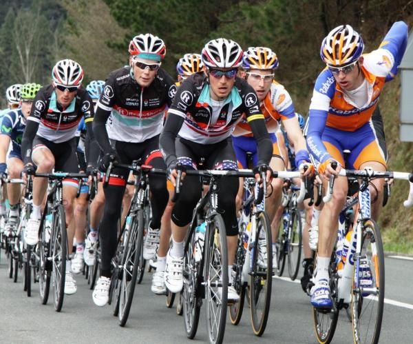 RadioShack-Nissan riders control the peloton