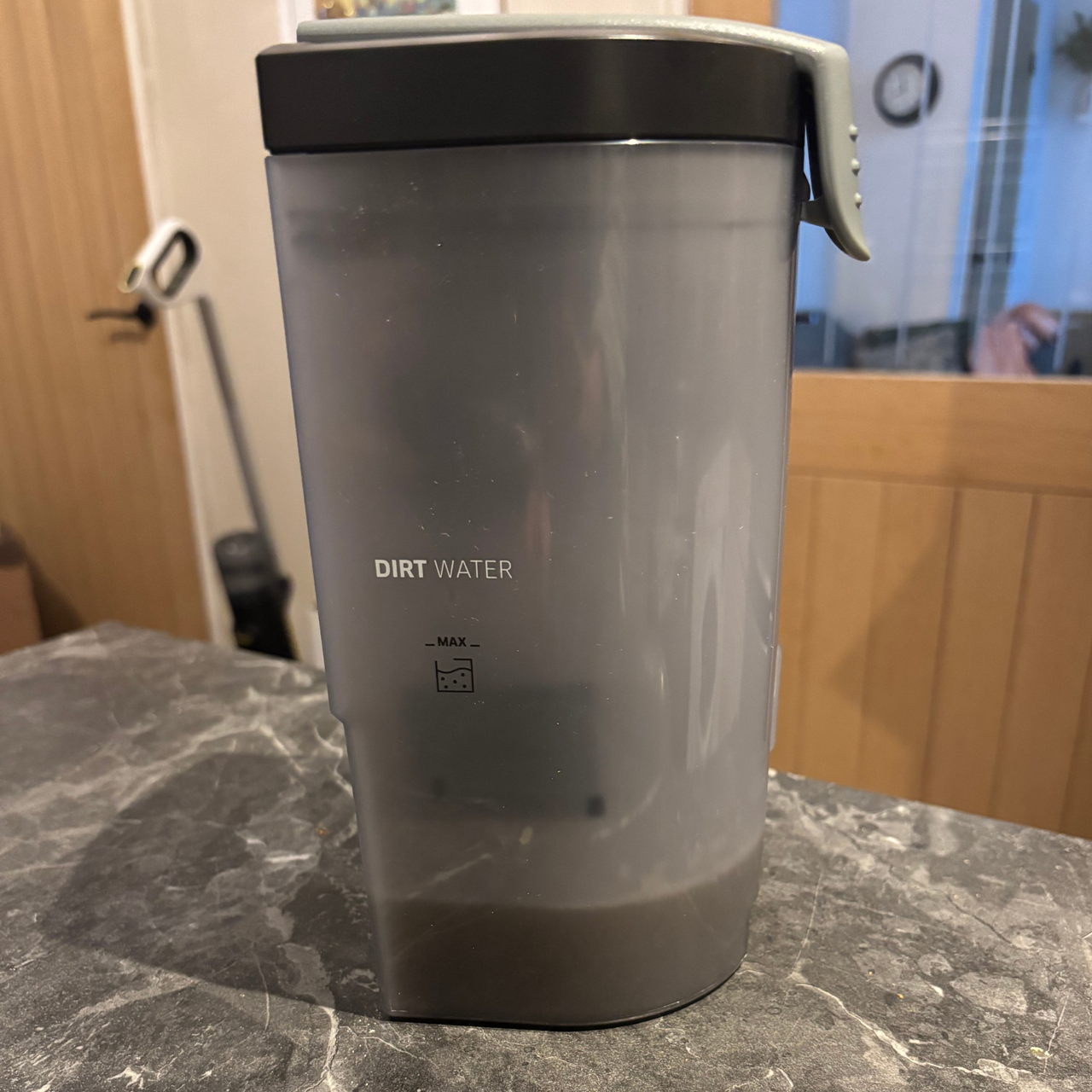 Karcher SE 2 Spot Care Spot Cleaner dirty water tank after use