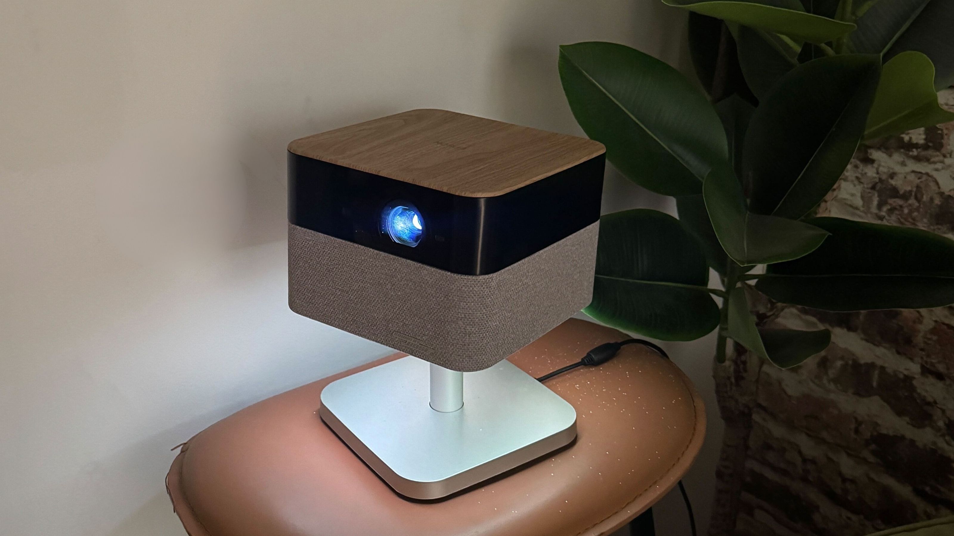 Epson Lifestudio Flex EF-72 projector