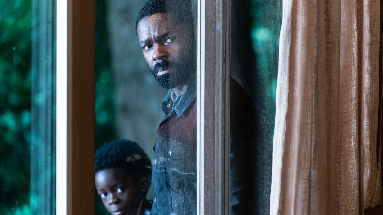 Chris Newborn (David Oyelowo) and Jake Bishop (Aiden Stoxx) check out a house in Newborn.