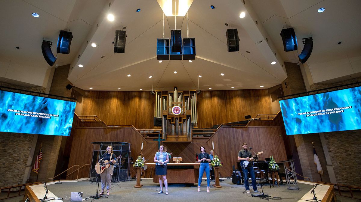 L-Acoustic brings immersive audio to a house of worship on this stage during a service.