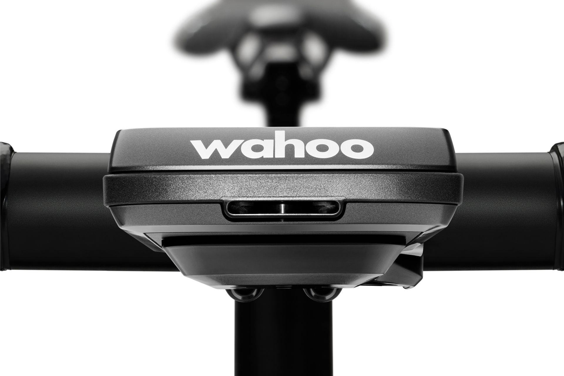 Wahoo Elemnt Ace close up head on on handlebars