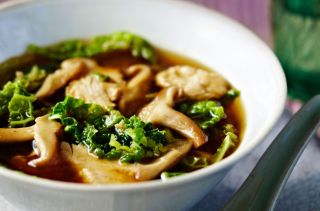 Low calorie lunch ideas: Chicken miso soup