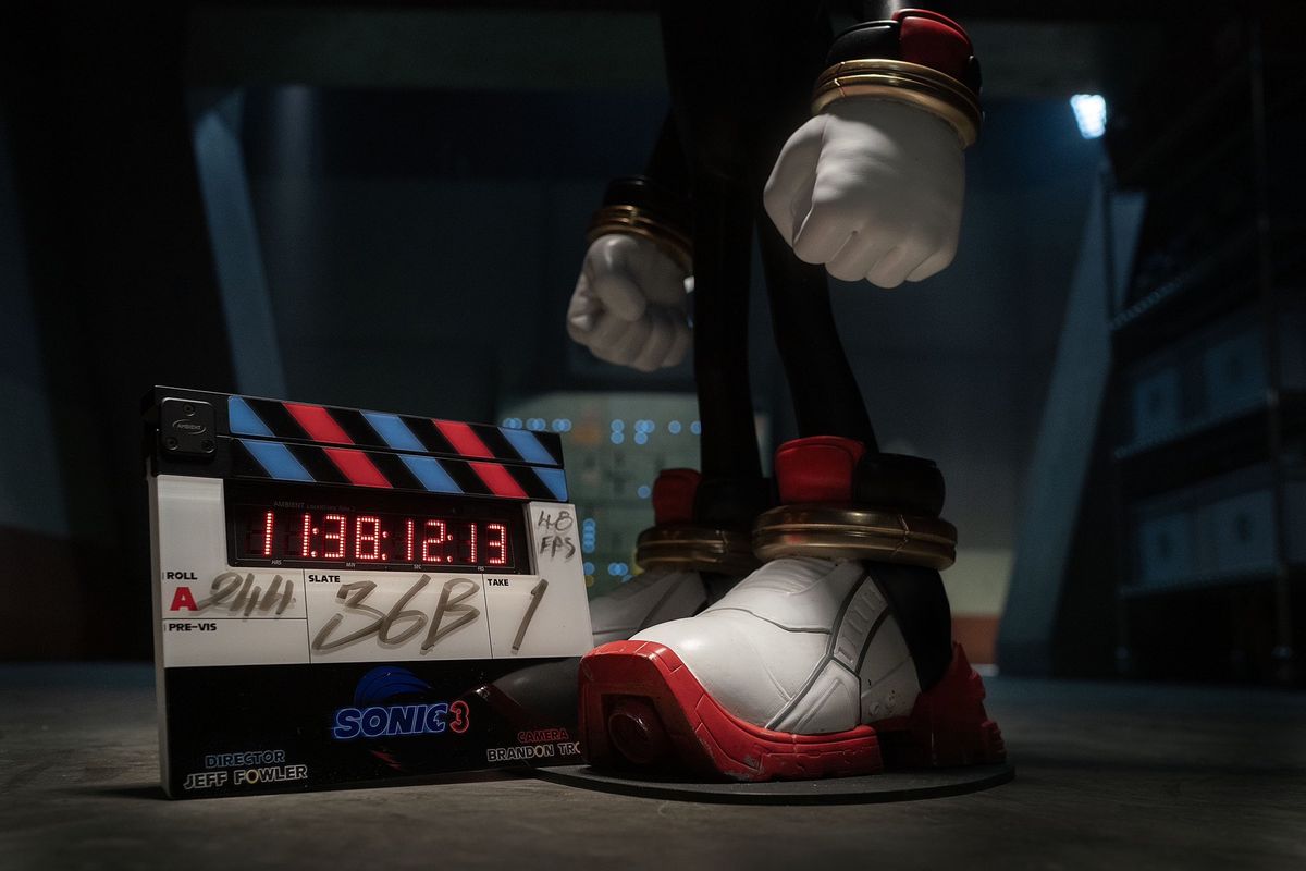 Shadow the Hedgehog&#039;s movie shoe