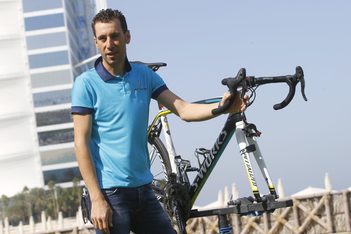 Vincenzo Nibali with his new bike