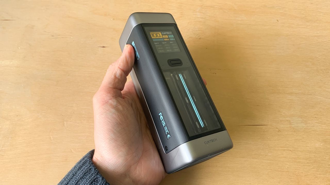 CUKTECH 210W 25,000mAh power bank