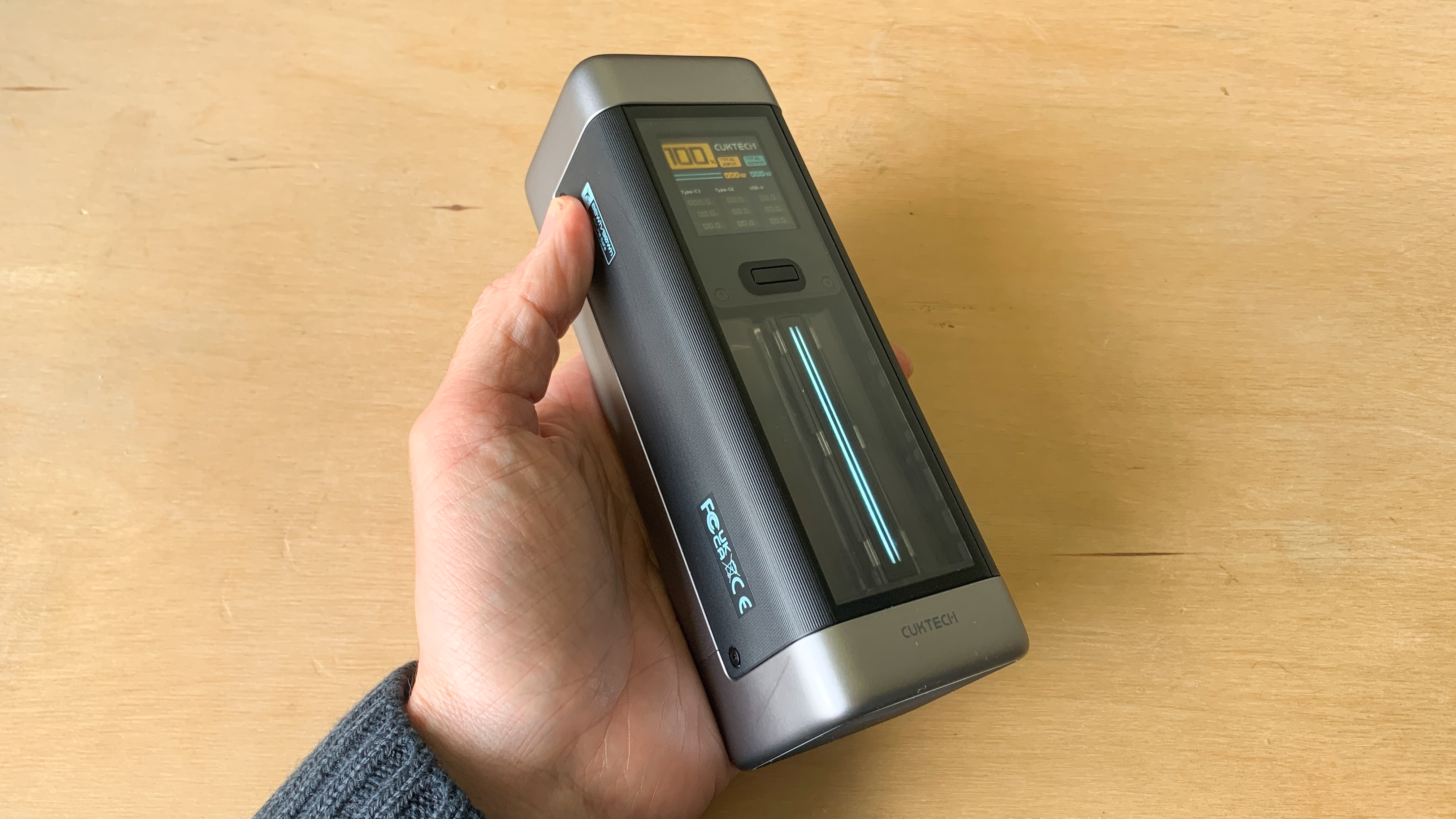 CUKTECH 210W 25,000mAh power bank