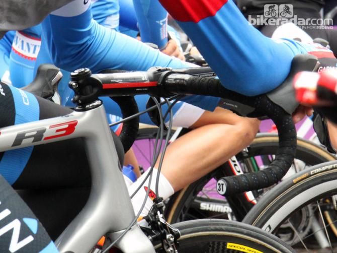 Traditional-bend bars and a -17&deg; stem slammed atop the headset cover for Garmin-Sharp rider Johan Vansummeren