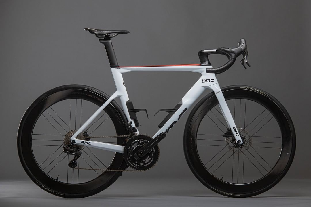 A white BMC Timemachine Road aero bike, fitted with Campagnolo components
