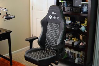 Maxnomic Xbox 2.0 Ofc Gaming Chair Seat Angled