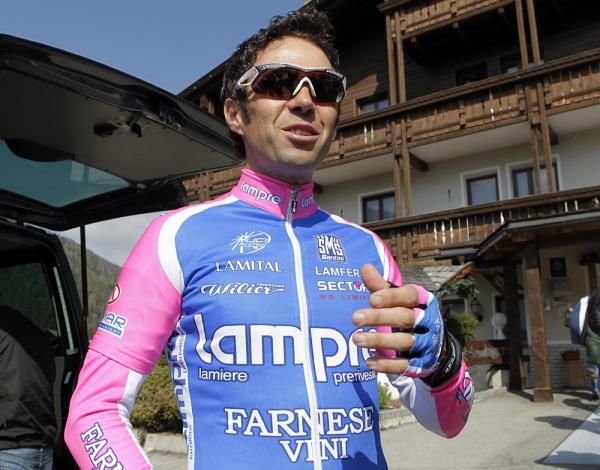 Will Gilberto Simoni will ride the Giro d'Italia?