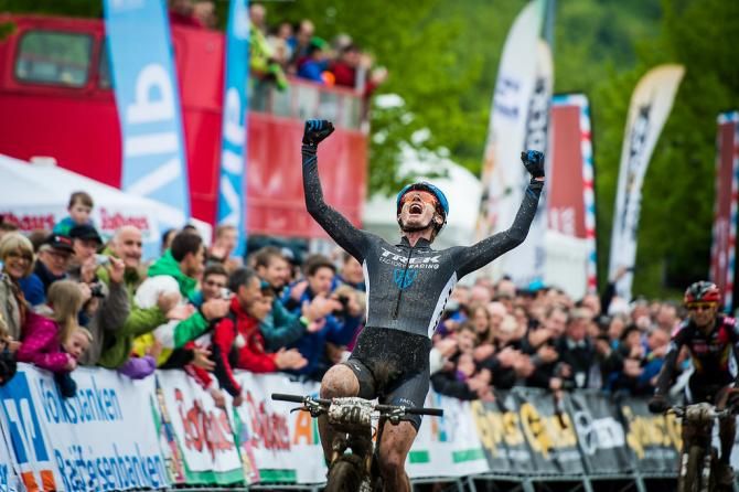 Dan McConnell wins the men's race in Albstadt