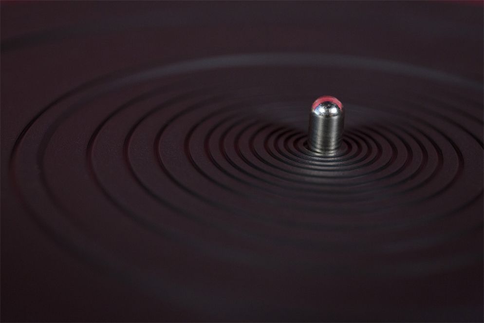 The T300A comes with a rubber slipmat.