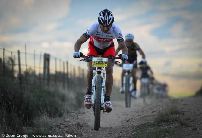 Pre-race favorite Jacques Rossouw tries to ride back up to the leaders