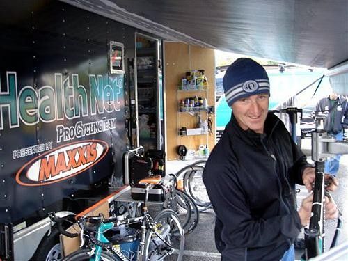 Team mechanic Frank doing his job