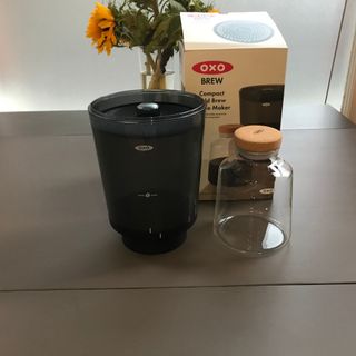 oxo brew compact cold brew coffee maker on a table