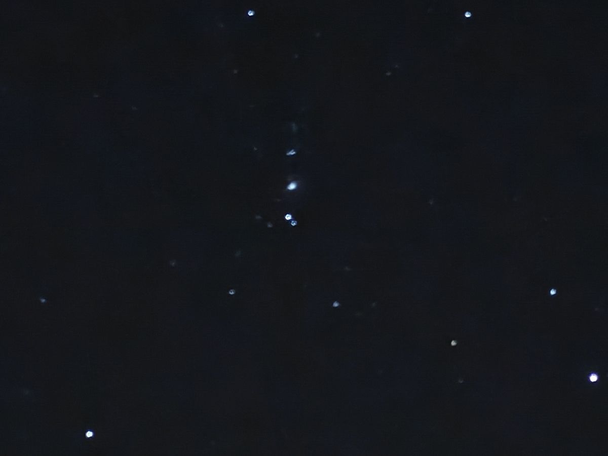 OnePlus 13 astrophotography sample.