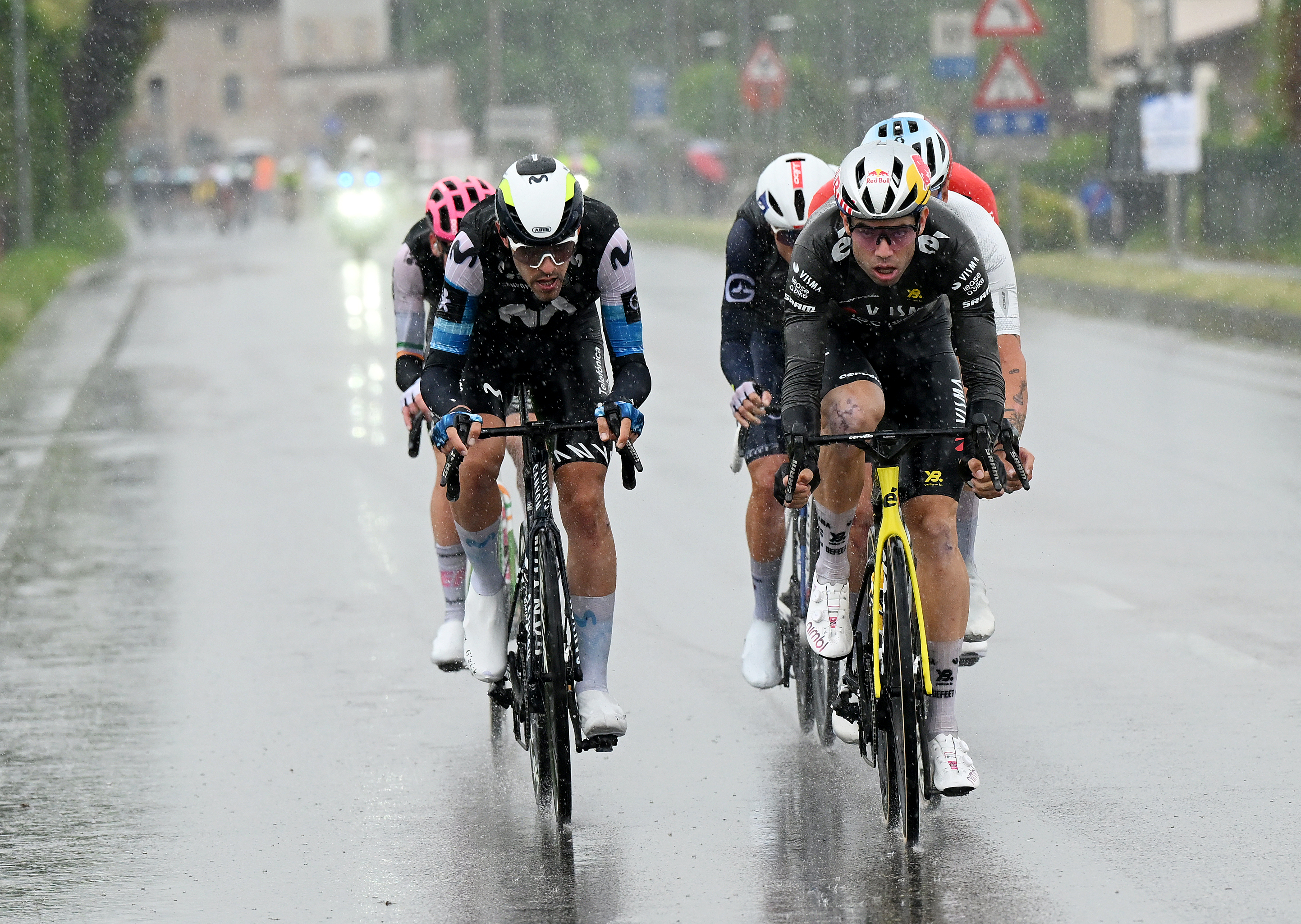 SAN VALENTINO, ITALY - MAY 27: (L-R) Jon Barrenetxea of Spain and Movistar Team and Wout Van Aert of Belgium and Team Visma | Lease a Bike compete in the breakaway during the 108th Giro d'Italia 2025, Stage 16 a 203km stage from Piazzola sul Brenta to San Valentino (Brentonico) 1316m / #UCIWT / on May 27, 2025 in San Valentino, Italy. (Photo by Dario Belingheri/Getty Images)