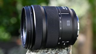 Panasonic Lumix X 20-60mm f/3.5-5.6