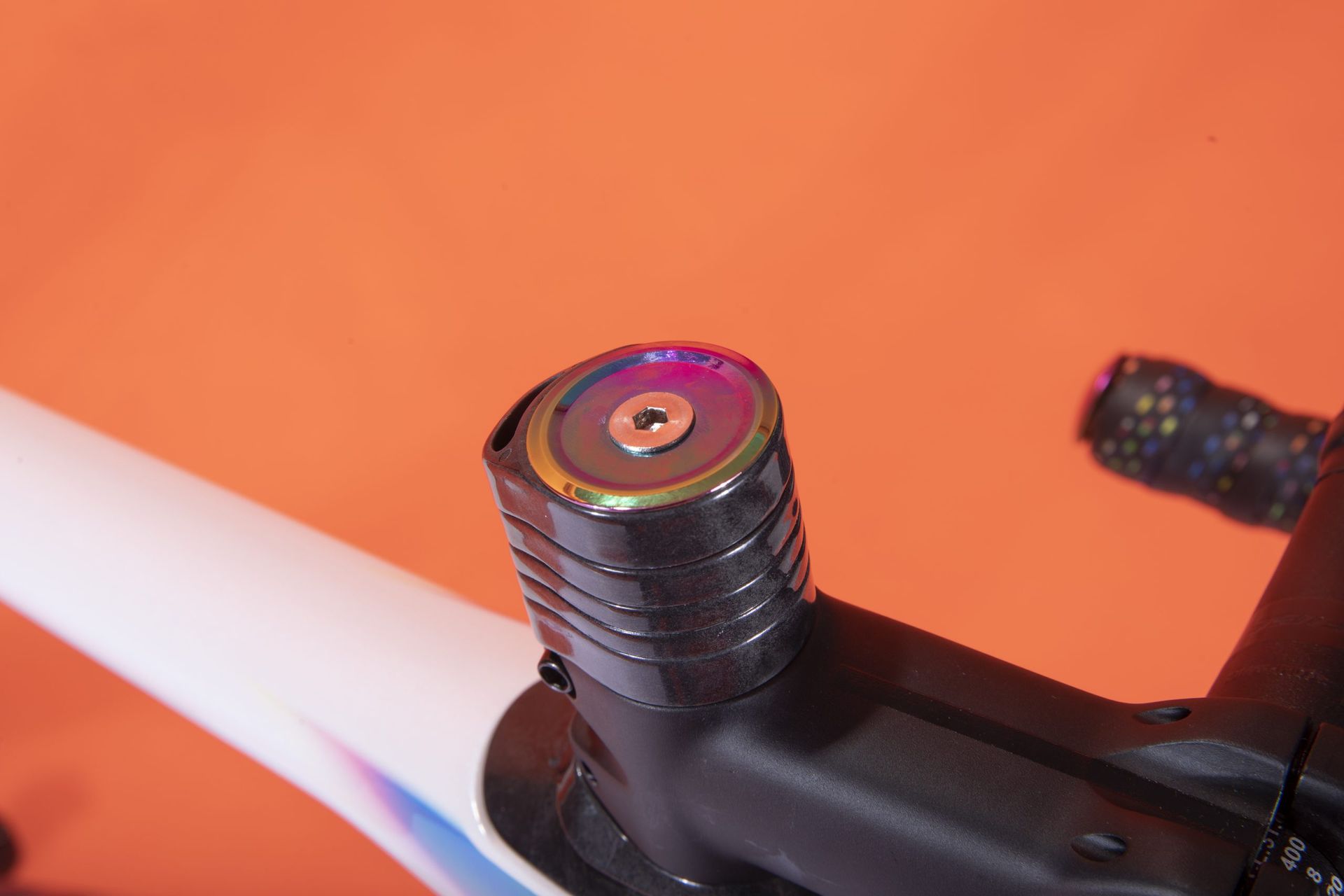 liv avail advanced 1