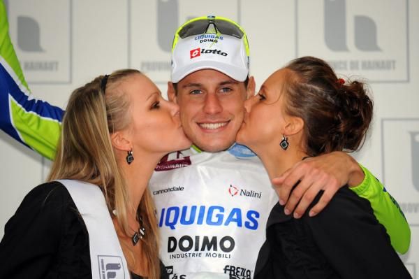 Jacopo Guarnieri (Liquigas - Doimo) also leads the young riders classification.