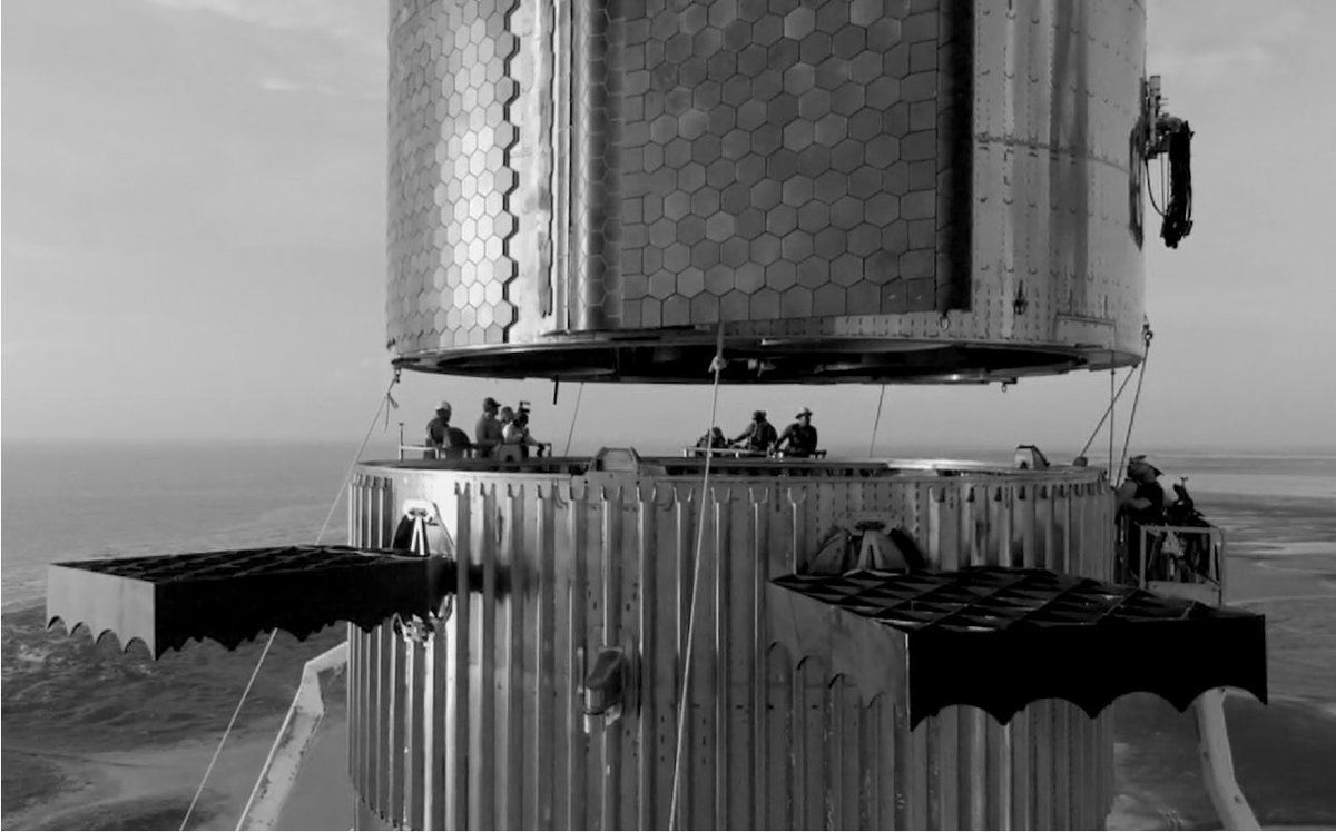 SpaceX&#039;s Starship prototype in black-and-white.