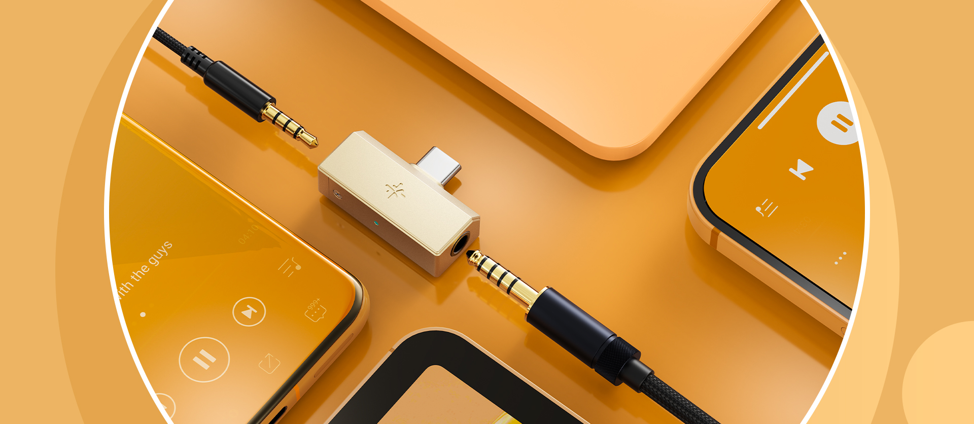 TINY DAC and Headphone amplifier from different angles