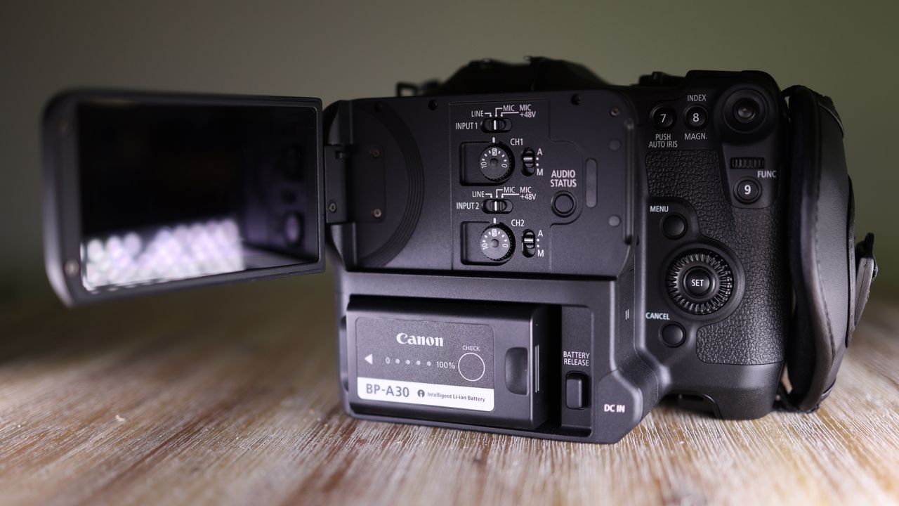 Canon EOS C70