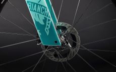 Disc brake on Bianchi's new Aquila RC time trial bike