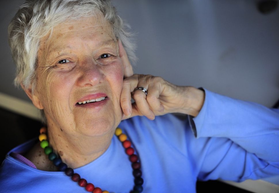 Forgotten History Vera Rubin Captured 3Iatlas First - p1djrjz