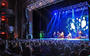 VUE al-8 Line Array at Steve Miller Show