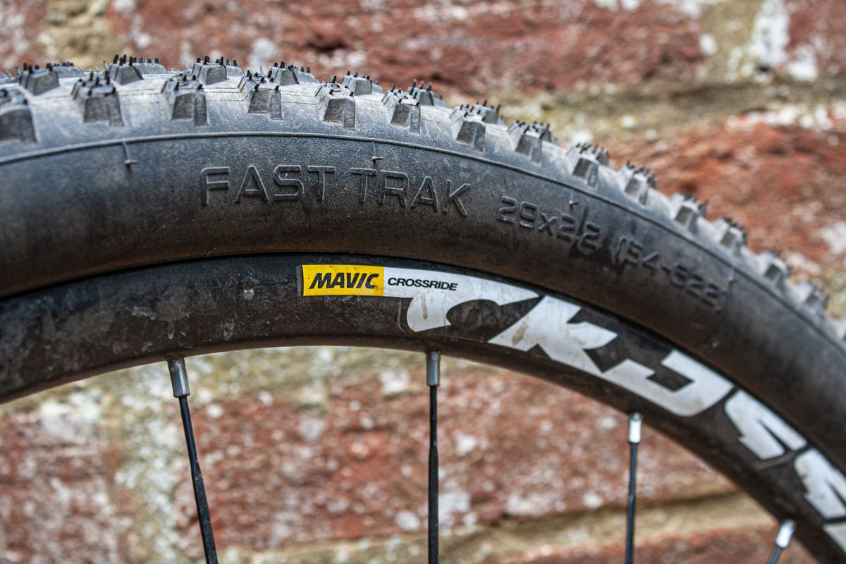 Specialized SWorks Fast Trak T5/T7 tire review light and fast but