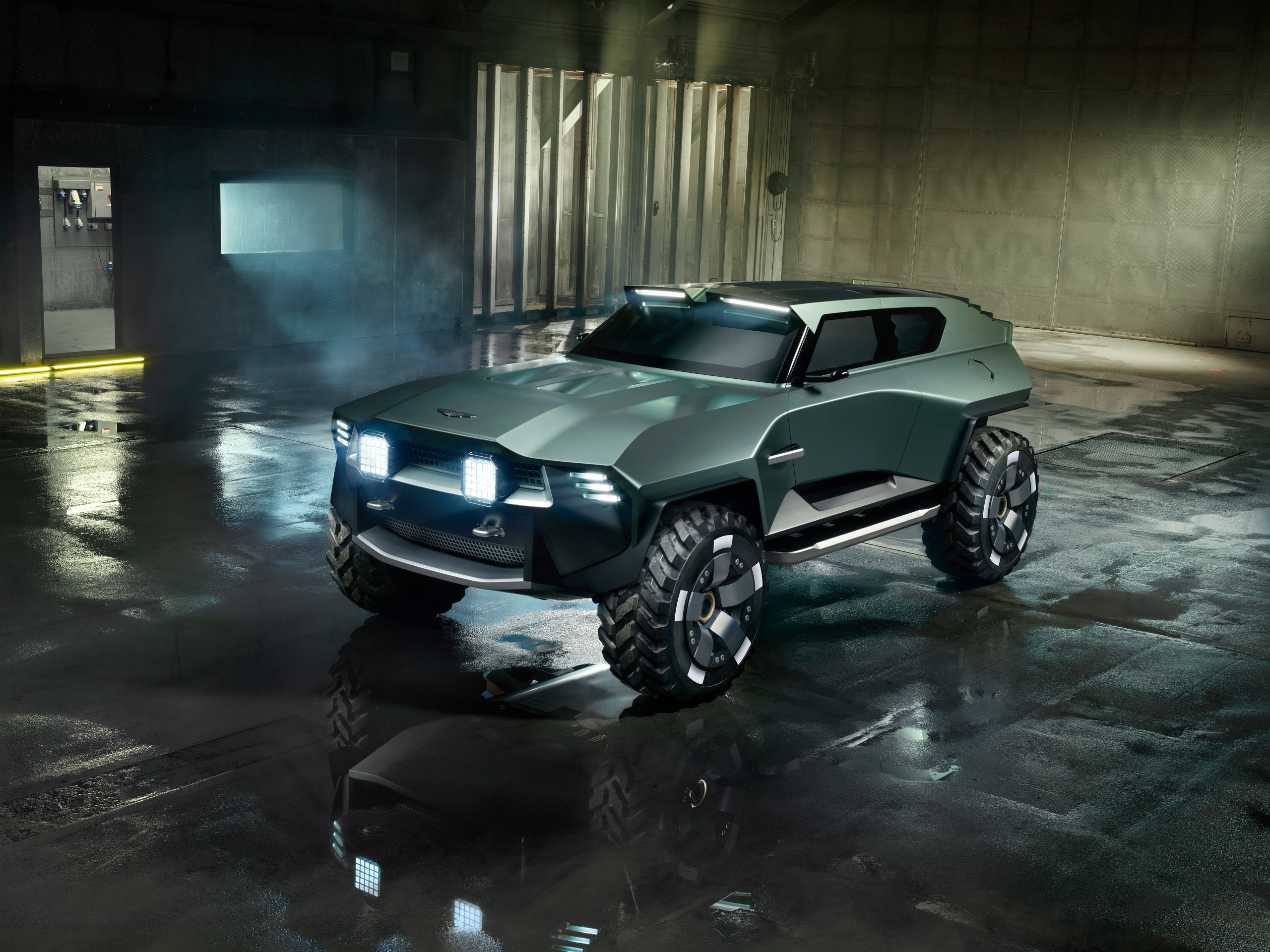 Aston Martin Dreadnought