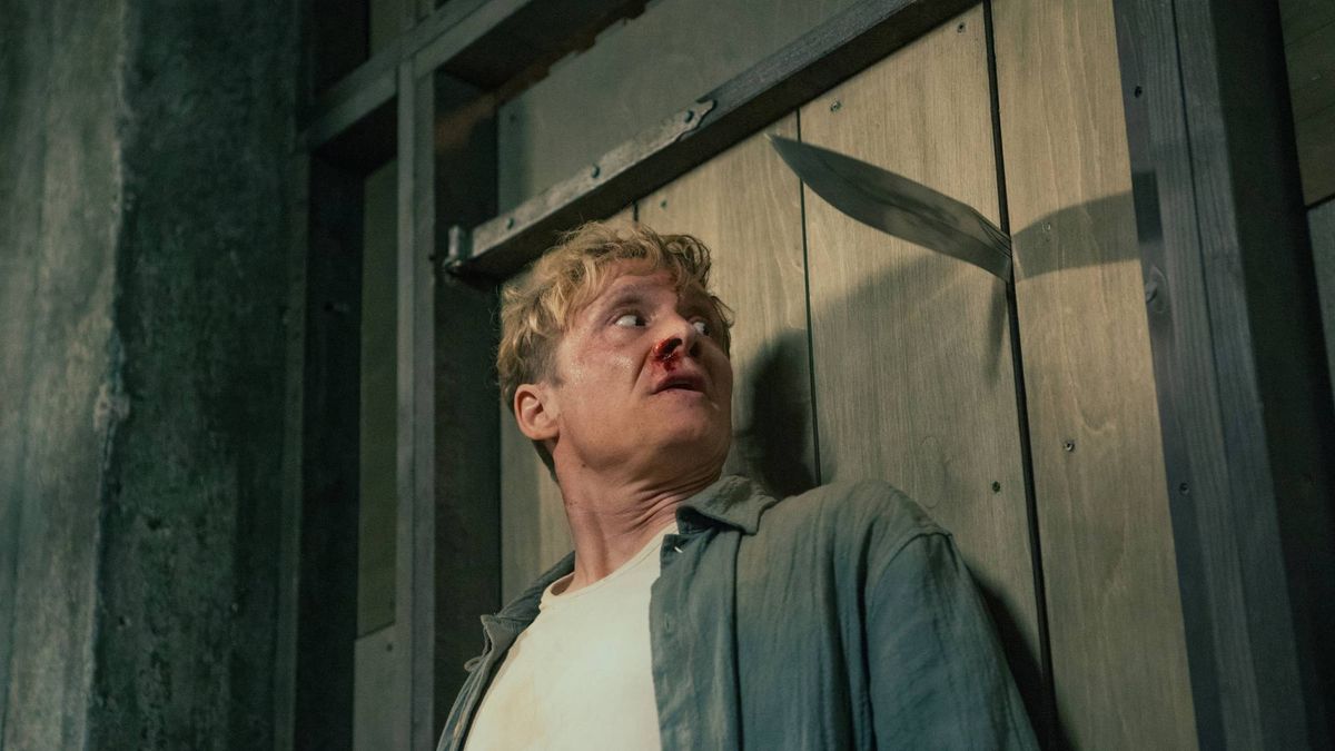 Netflix’s new psychological thriller movie is a twisted puzzle box with ...