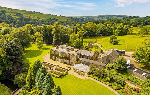 White-Hall_-Derbyshire-ex-1_73143601_178964041.jpg