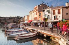 Cassis & Bandol travel guide