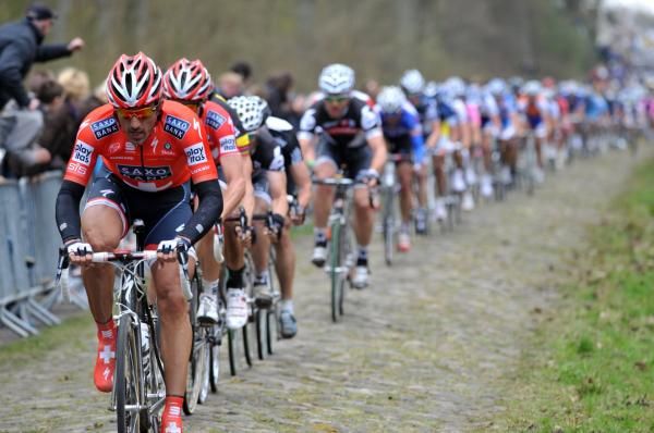 Cancellara in control in the Arenberg forest