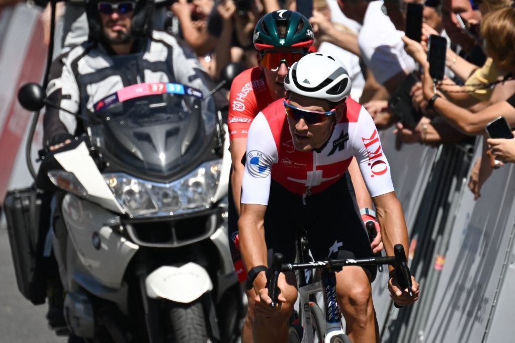 Switzerlands Silvan Dillier front competes during the mens road race cycling event of the European Championships Munich 2022 in Munich southern Germany on August 14 2022 Photo by INA FASSBENDER AFP Photo by INA FASSBENDERAFP via Getty Images