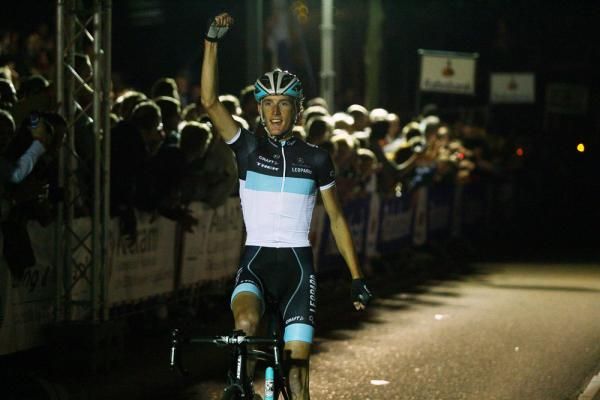 Andy Schleck takes the win in Heerlen