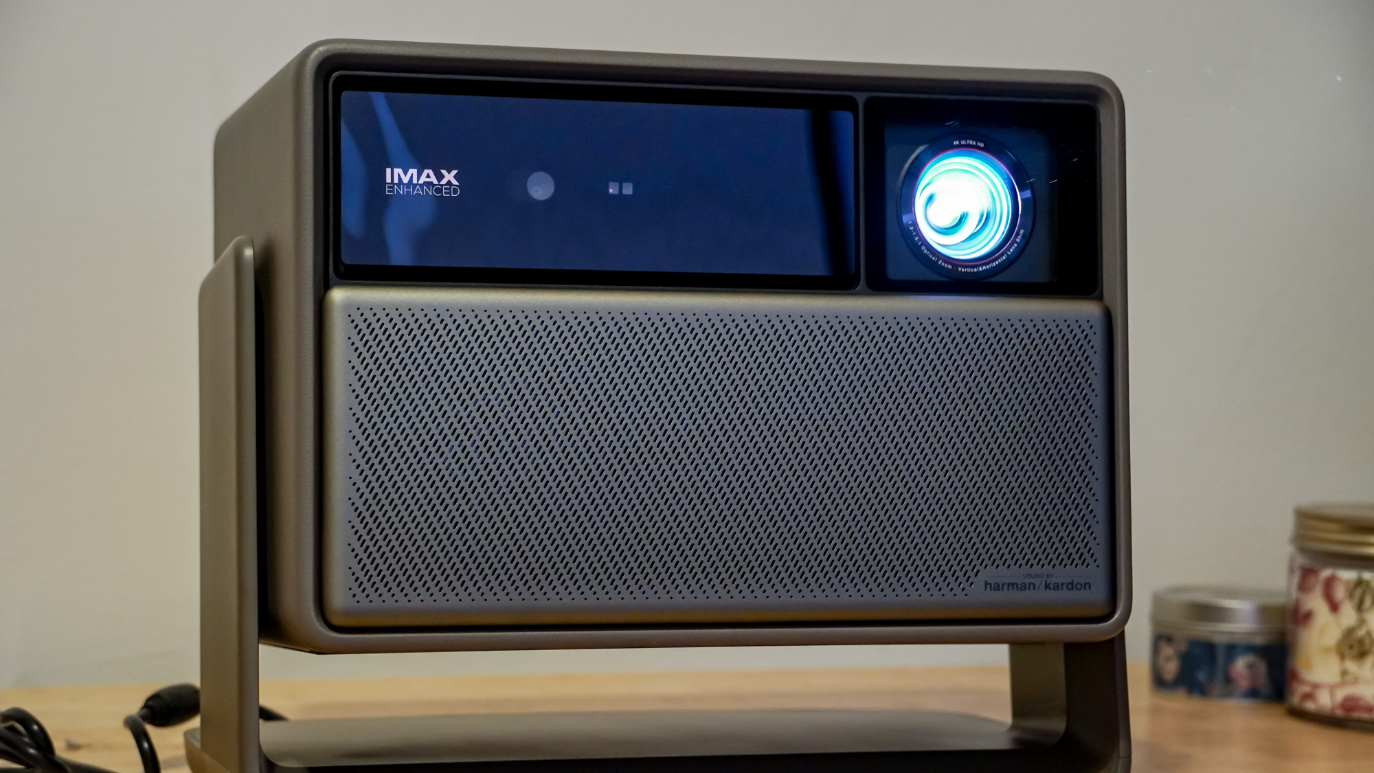 Xgimi Horizon 20 Pro 4K projector on a table