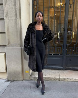 French fashion influencer @sylviemus_ wearing a chic going-out look in Paris.