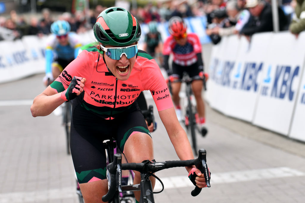 Sofie de Vuyst (Parkhotel Valkenburg) wins Brabantse Pijl