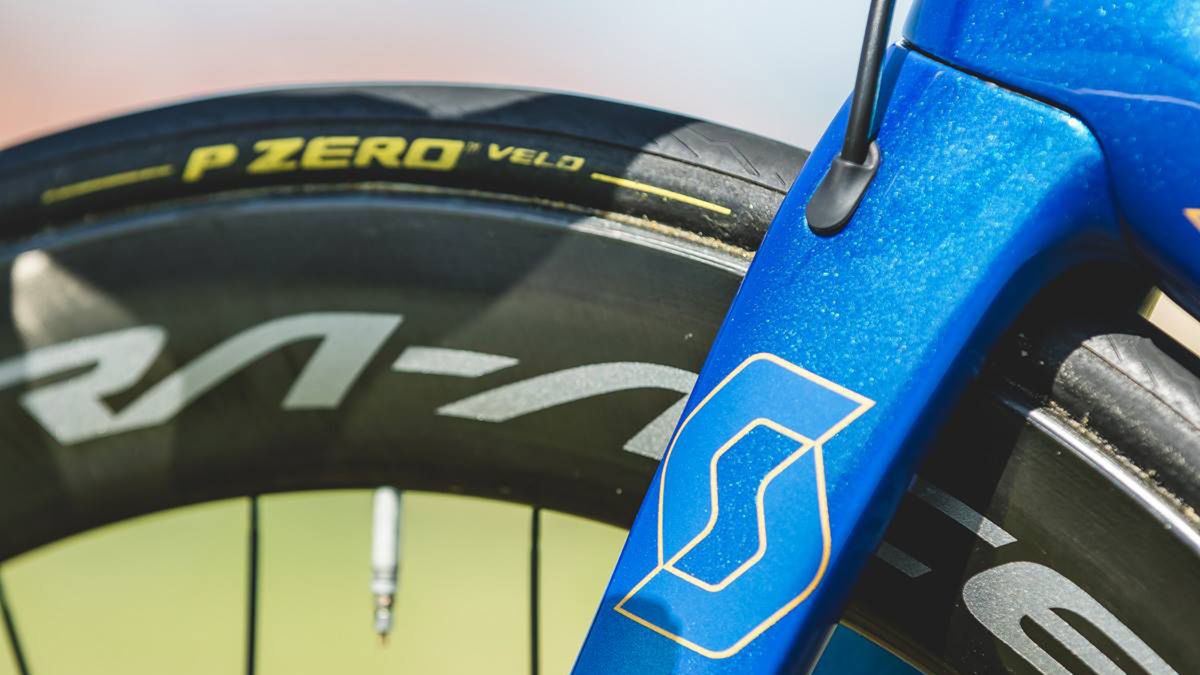 Gold detailing over the blue metallic paint pays homage to Trentin's gold medal at the European championships road race