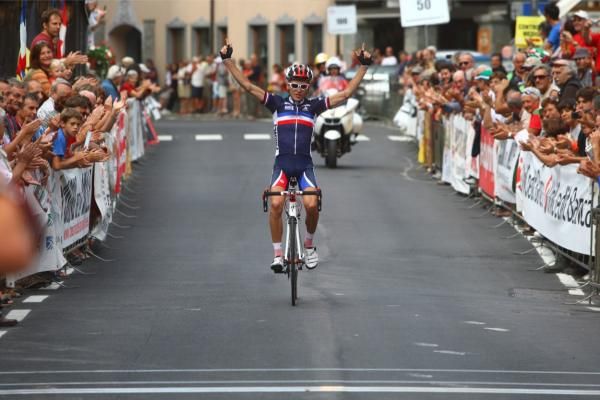Lavieu was alone at the finish, and had plenty of time to celebrate his victory.
